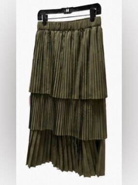 Brunello Cucinelli Vintage Olive Green Tiered Pleated Midi Skirt